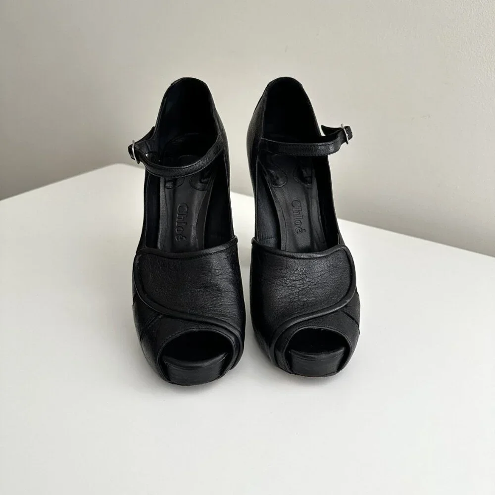 Vintage CHLOE Black Leather Ankle Strap Mary Jane Platform Heels Size 38.5